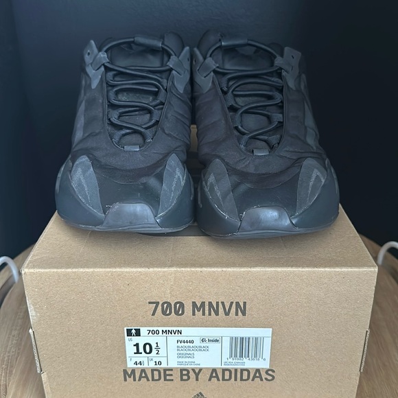 700 Mnvn Are The Yeezy 700 True To Size Yeezy 700 MNVN